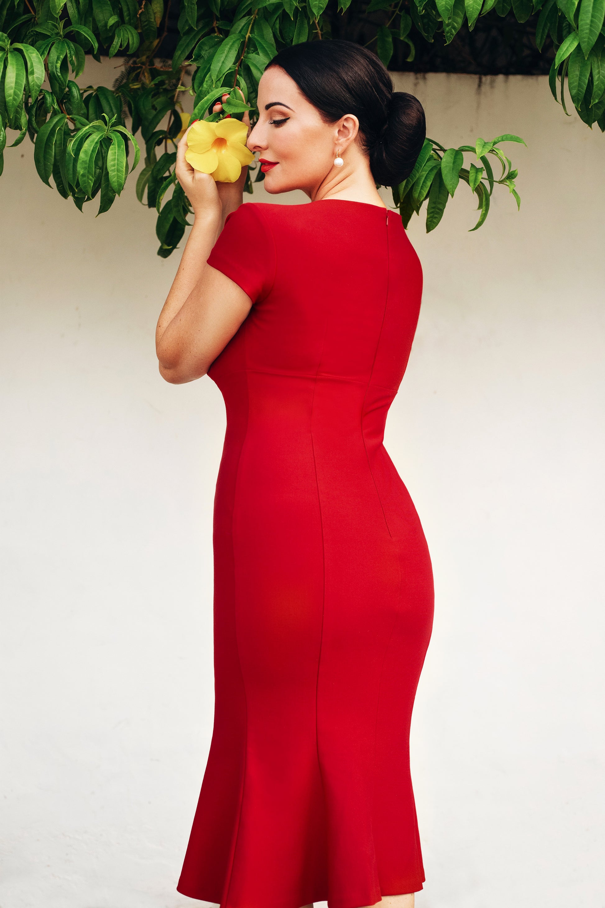 vesper square neck pencil dress in red Vesper Bengaline Square Neck Skater Mini Dress in Red